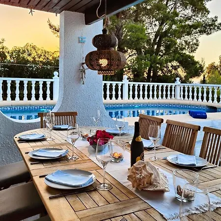Hébergement de vacances Maya