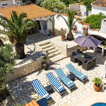 Hébergement de vacances Maya