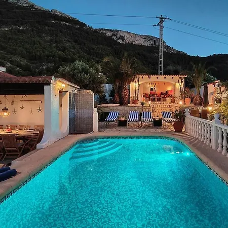 Maya Будинок відпочинку